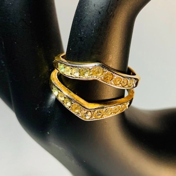 Ring Jewelry - Gold Tone Ring with Gemstones